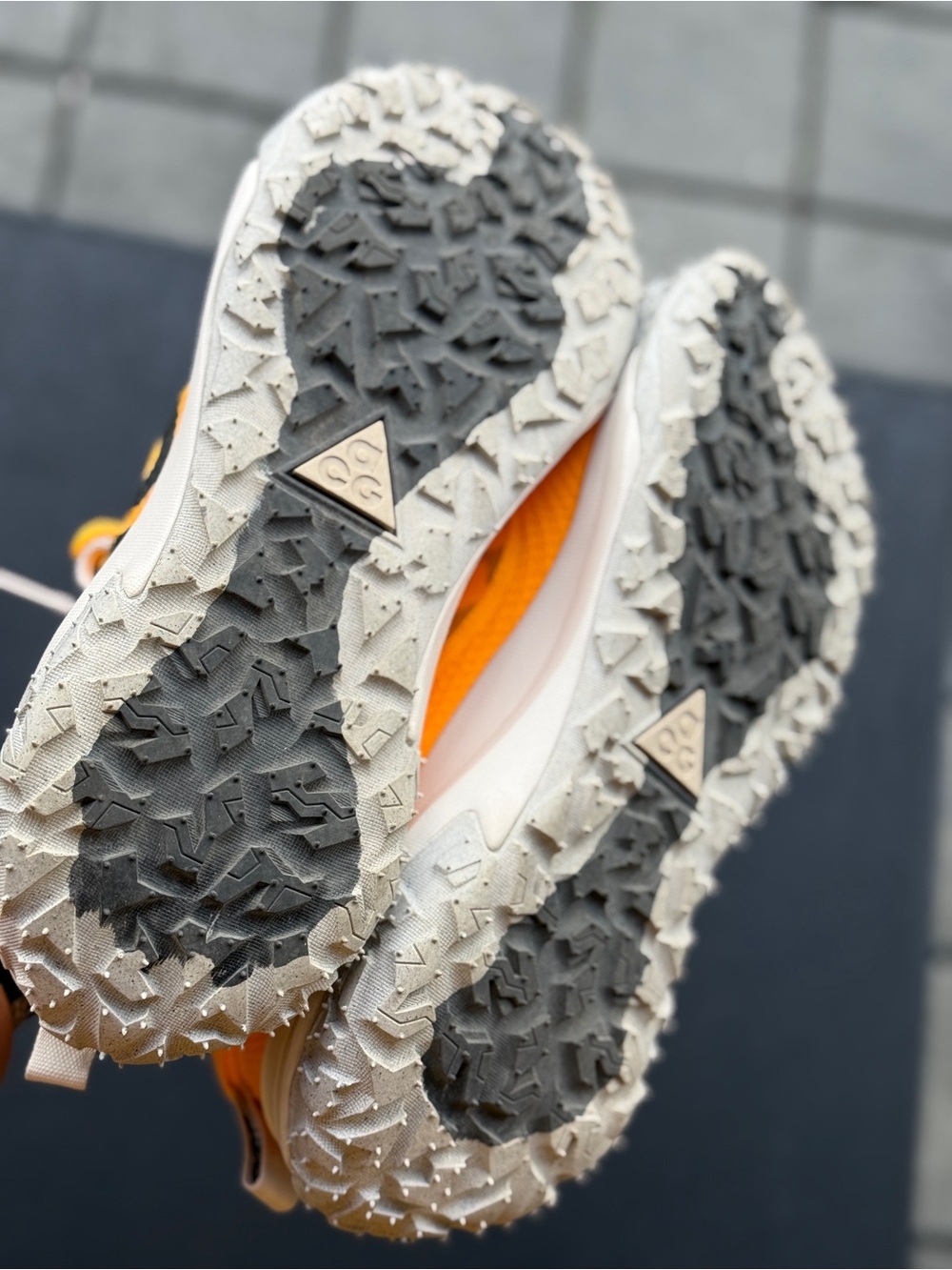 Nike ACG Mountain Fly 2 low (men’s 10) - Picture 4 of 6